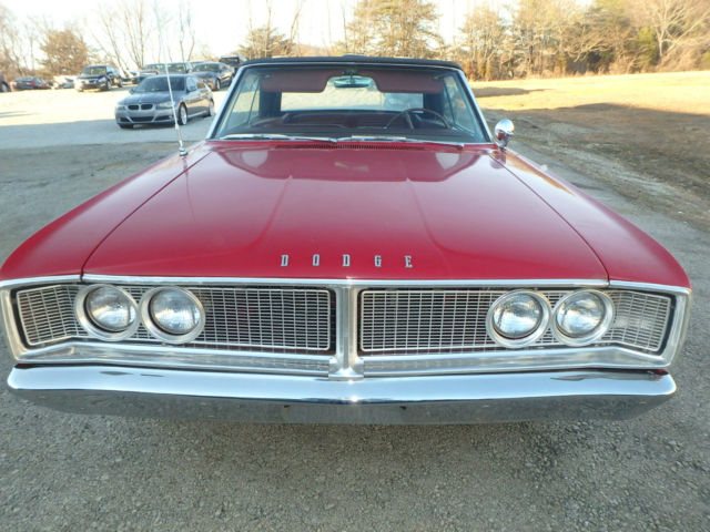 1967 Dodge Coronet - photo 2