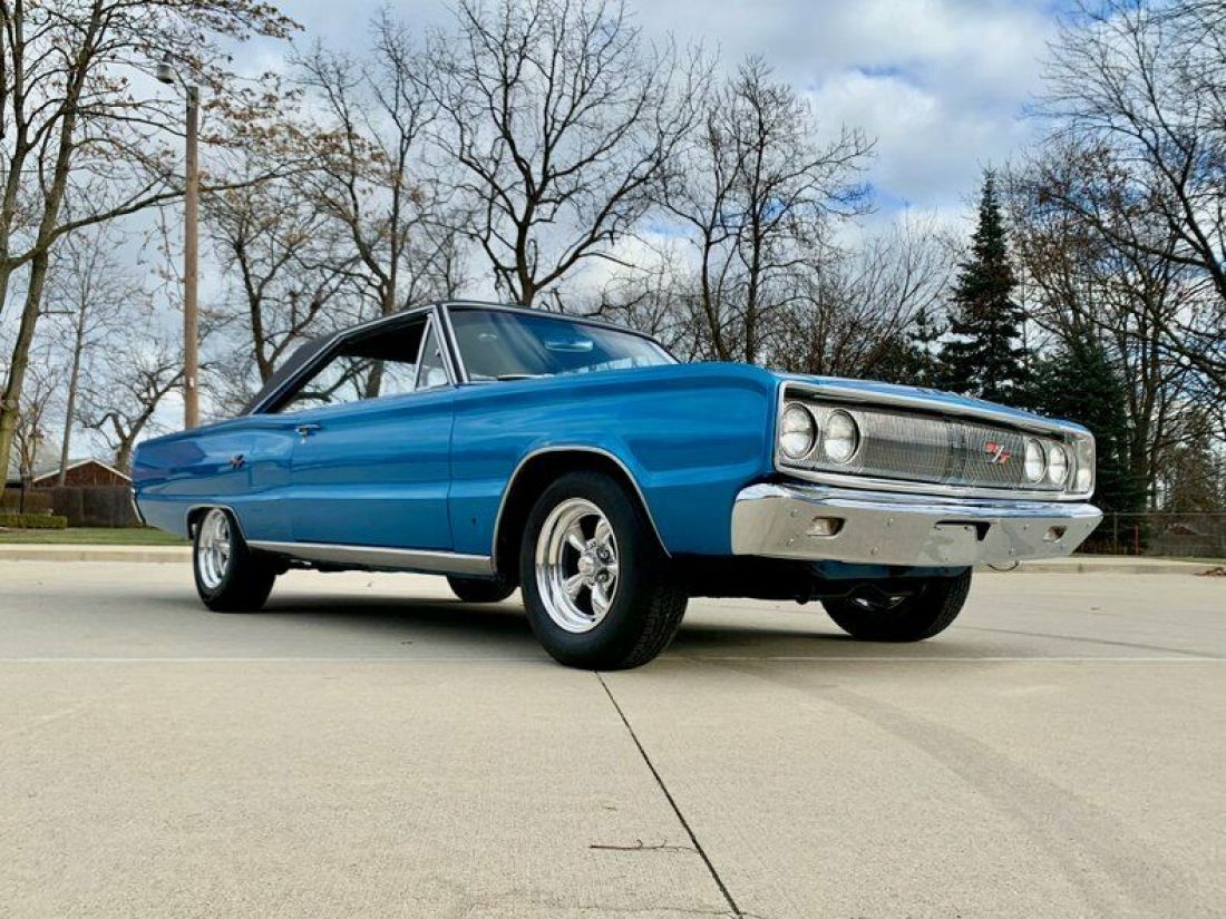 1967 Dodge Coronet R/T - 440 V8 - 4 Speed Manual.....WOW 1967 Dodge Coronet