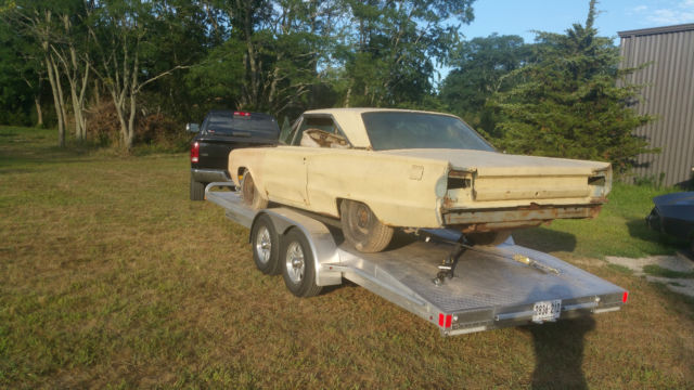 1967 Dodge Coronet R/T HiPerformance RARE one year only model - photo 3