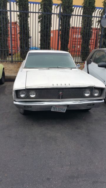 1967 Dodge Coronet - photo 2