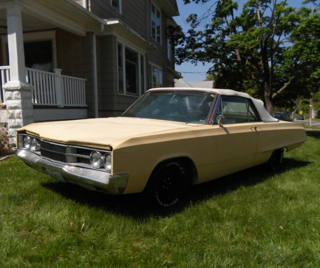 1967 Dodge Polara 500 - photo 2