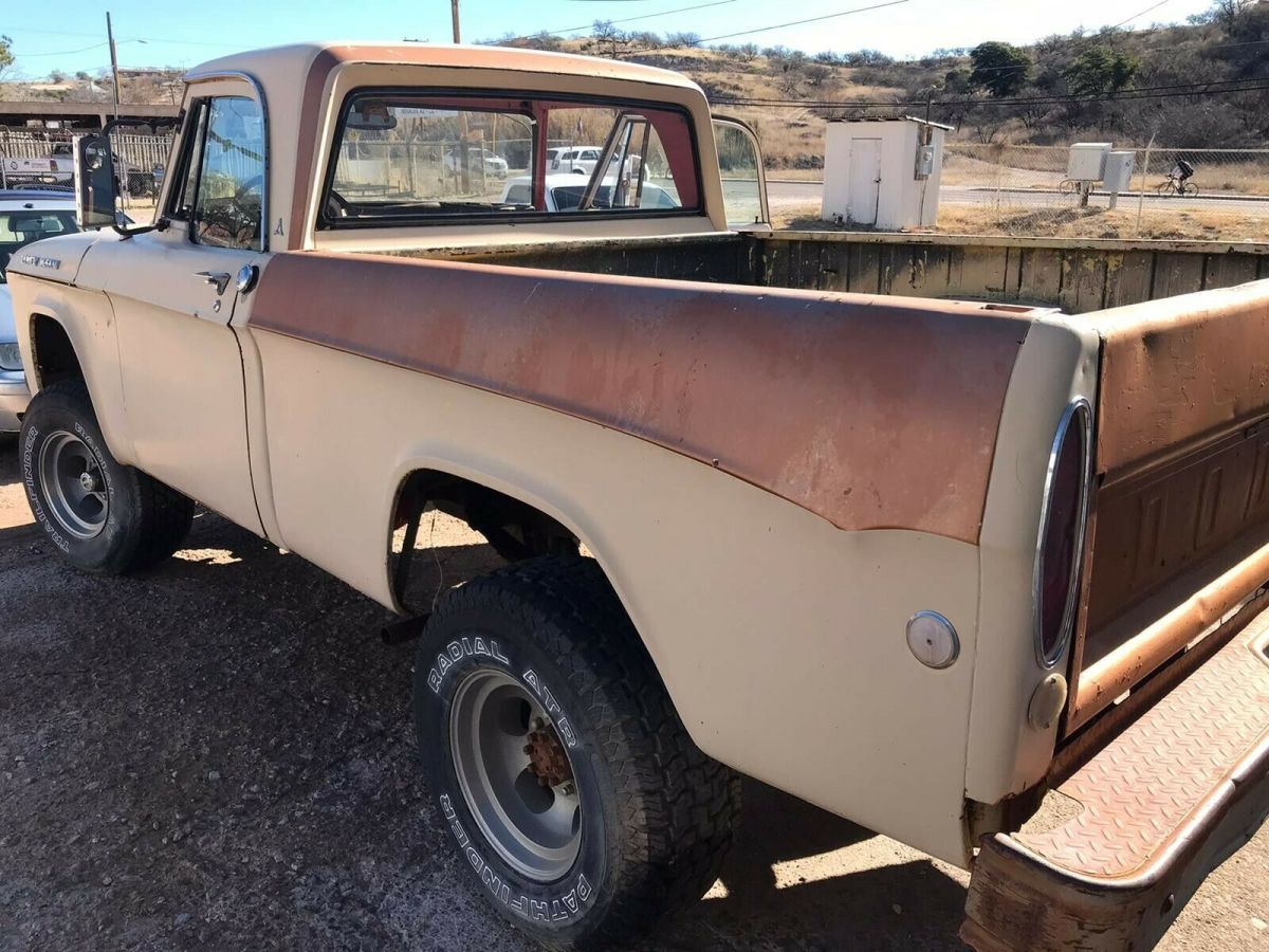 1967 Dodge Power Wagon - photo 12
