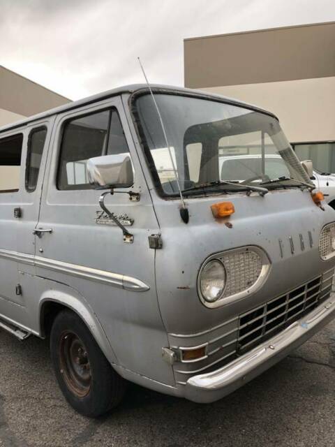 1967 Ford E-Series Van - photo 2