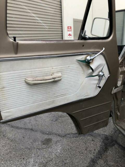 1967 Ford E-Series Van - photo 9