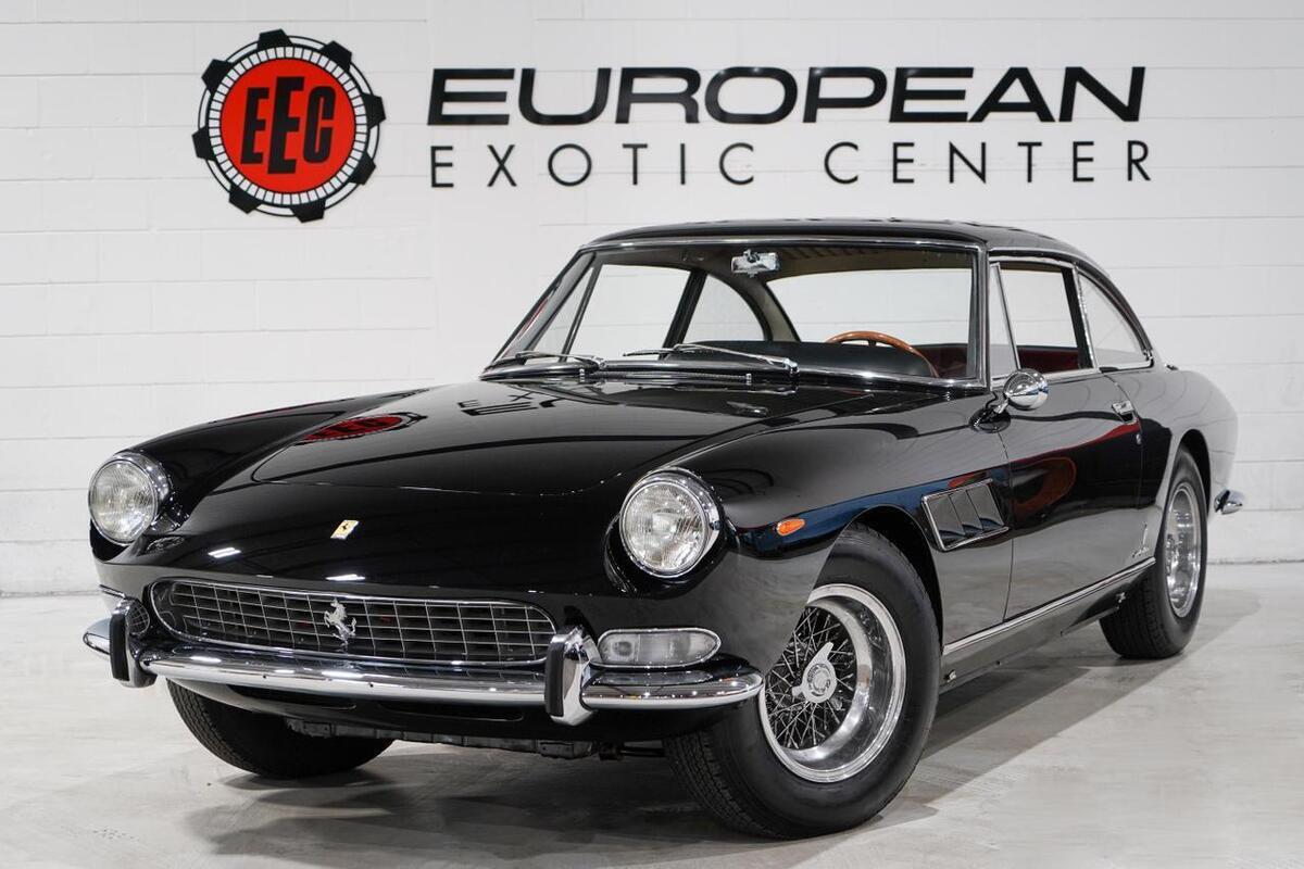 1967 Ferrari 330 GT 2+2 - photo 4