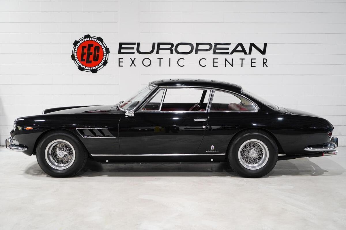 1967 Ferrari 330 GT 2+2 - photo 7
