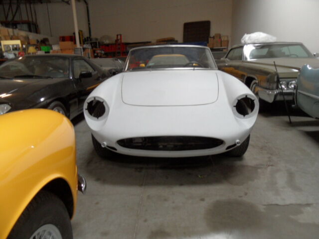 1967 Ferrari 330 GTC Converted to A Spyder , using a original Spyder to Copy 1967 Ferrari 330 GTC Blsck