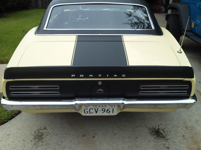 1967 Pontiac Firebird base coupe with black vinyl top - photo 3