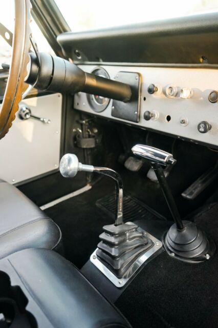 1967 Ford Bronco - photo 11