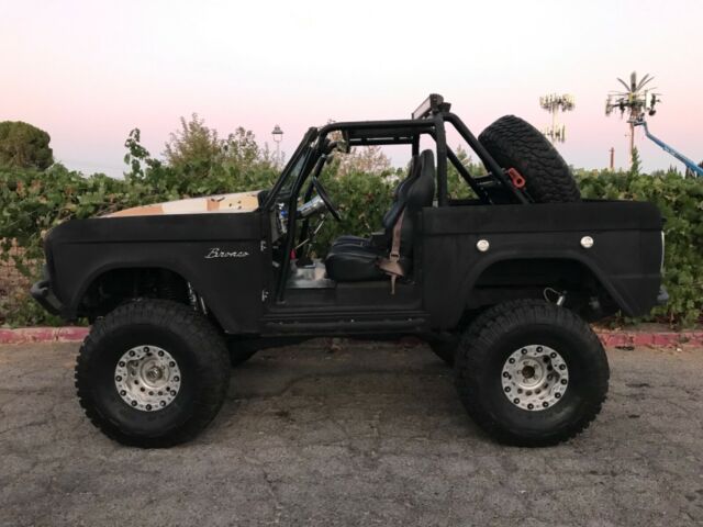 1967 Ford Bronco 351 U15 - photo 2