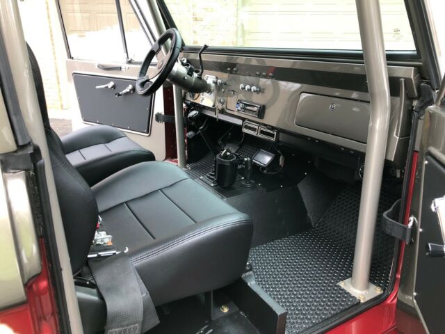 1967 Ford Bronco 1/2 Cab, U14 - photo 9