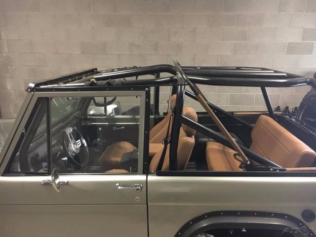 1967 Ford Bronco - photo 2