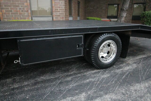 1967 Ford C550 COE - Ramp Truck - RARE Sleeper - photo 10