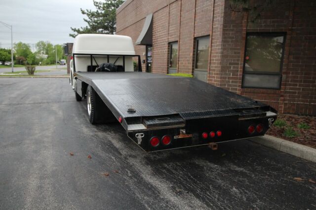 1967 Ford C550 COE - Ramp Truck - RARE Sleeper - photo 4