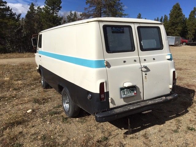 1967 Ford E-Series Van - photo 2
