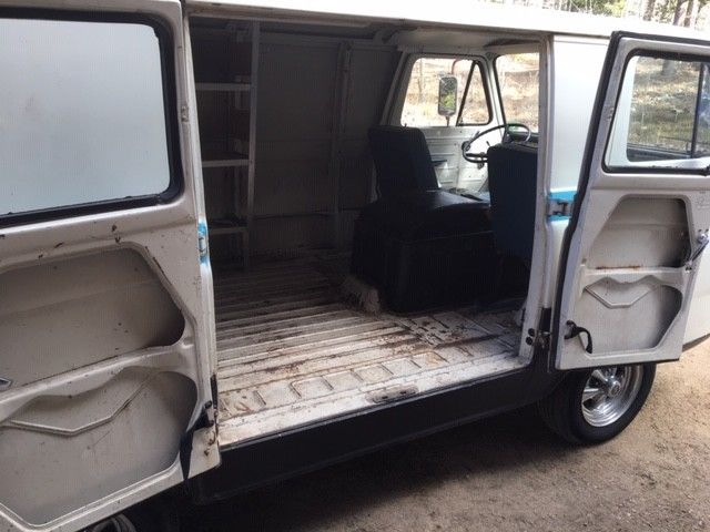 1967 Ford E-Series Van - photo 7