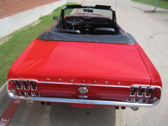 1967 Ford Mustang GTA Convertible - photo 13