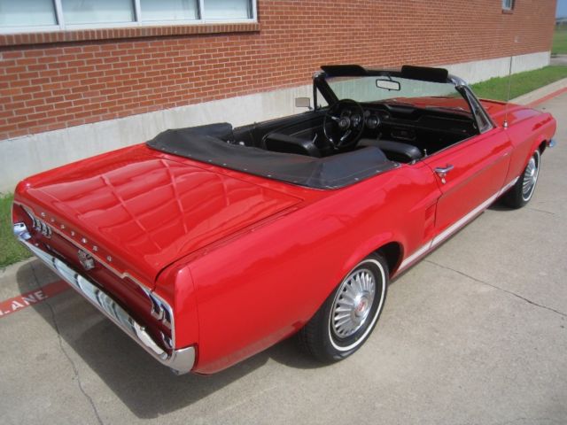1967 Ford Mustang GTA Convertible - photo 9