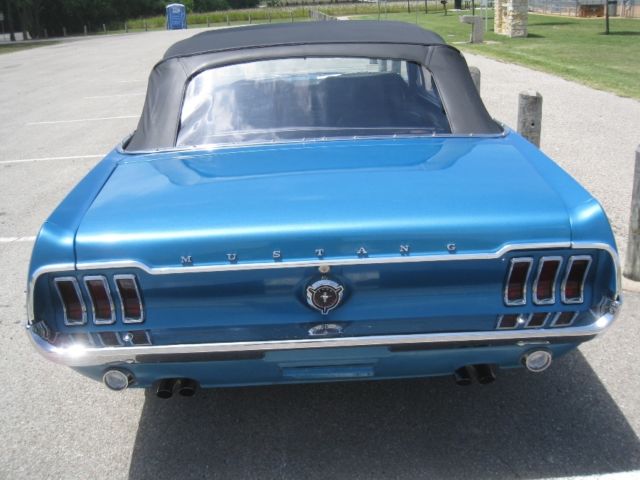 1967 Ford Mustang Convertible - photo 5