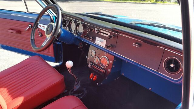 1967 Ford Cortina - photo 12