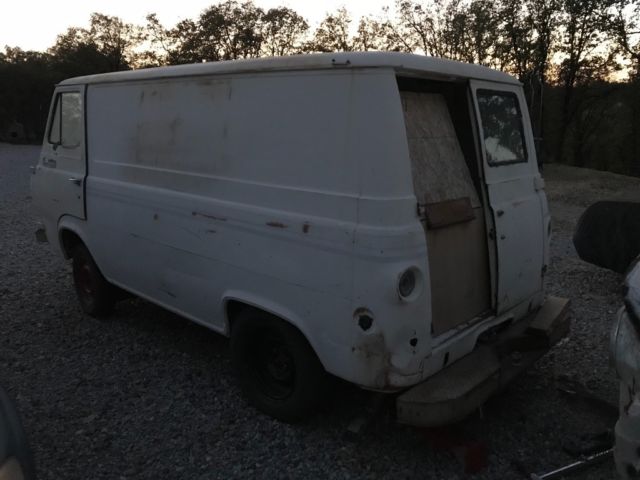 1967 Ford E-Series Van - photo 5