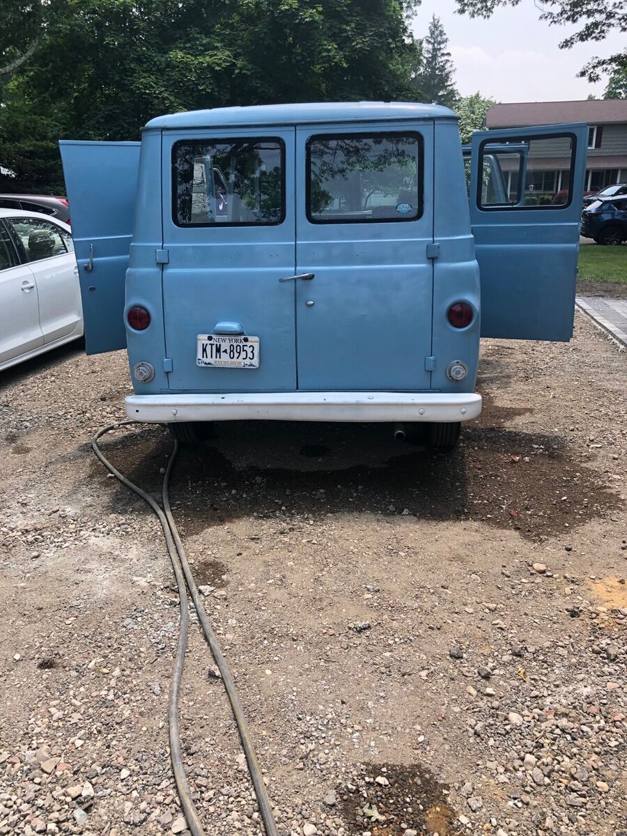 1967 Ford E-series 8 Door Van - photo 4