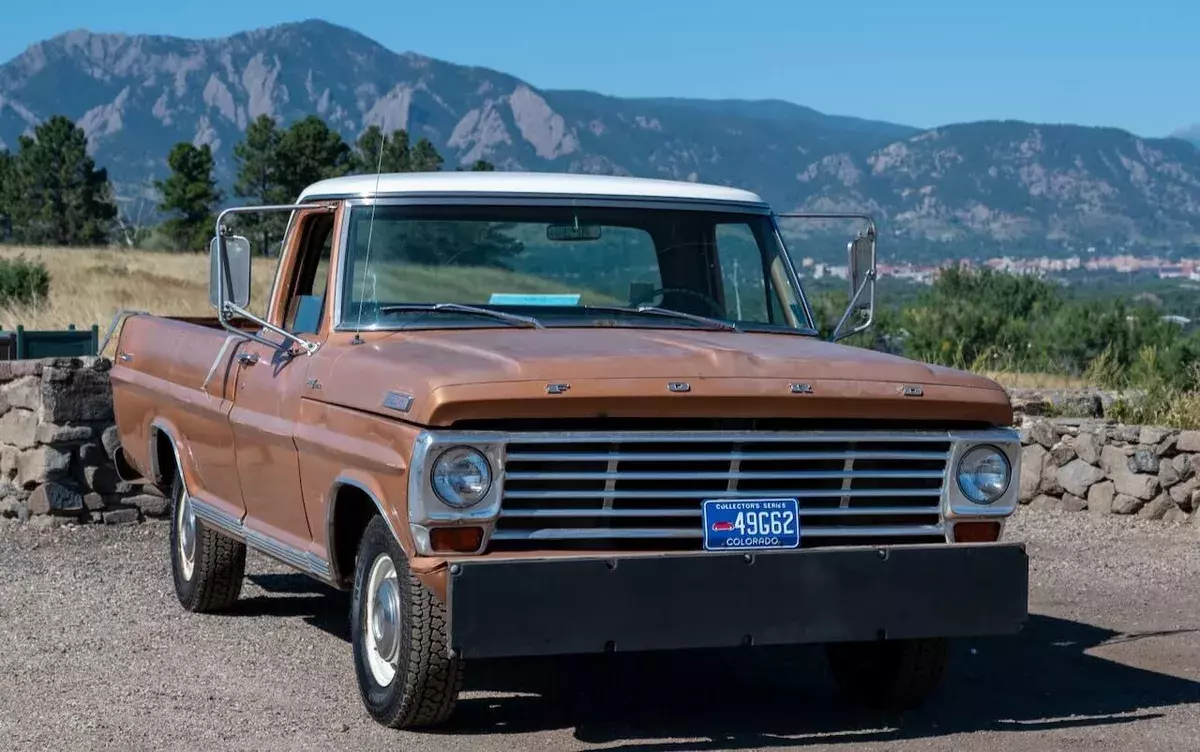 1967 Ford F-100