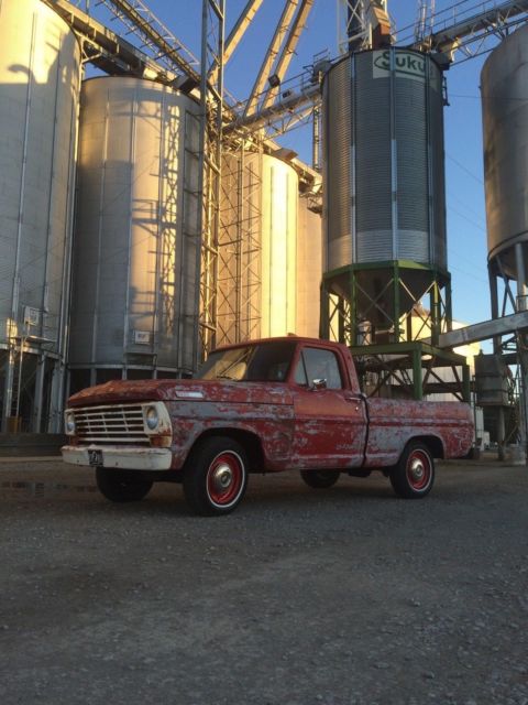1967 Ford F-100 Shortbed Pickup 1967 Ford F-100 Custom