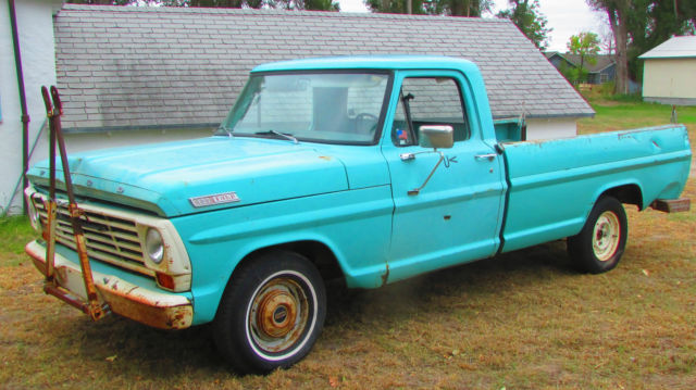 1967 Ford F-100 Truck, rare find Straight From the Farm F100B Runs 4 speed 1967 Ford F-100 F-100