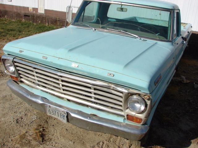 1967 Ford F 250 S.CAL Truck. "Camper Special"3/4 ton Rust free w huge potential 1967 Ford F-250 Camper Special