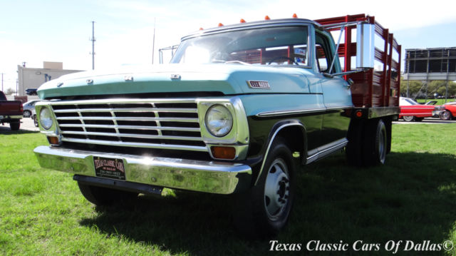 1967 Ford F-350 Stake Bed Pickup Dually Blue Lift 352 ci V8 ***DONT MISS OUT*** 1967 Ford F-350 Stakebed