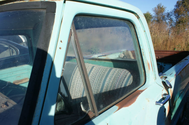 1967 Ford F-100 - photo 9