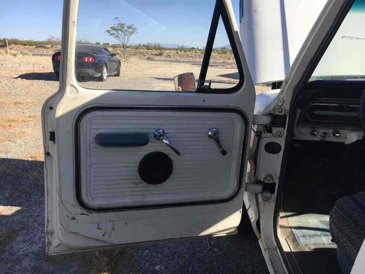 1967 Ford F100 custom cab - photo 11