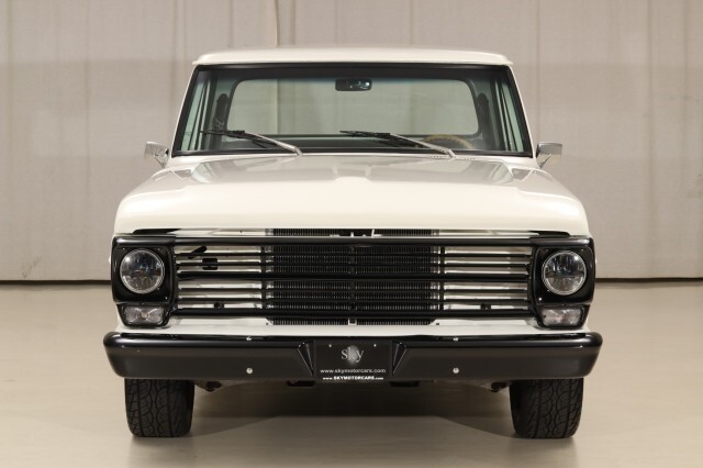 1967 Ford F100 Short Bed 302 V8 RESTOMOD - photo 10
