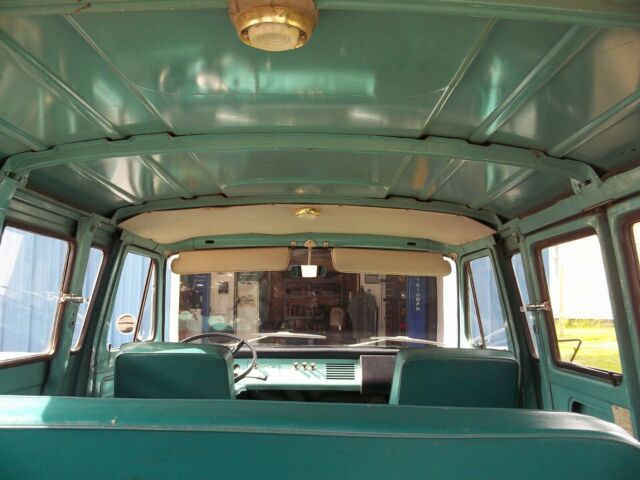 1967 Ford E-Series Van - photo 12