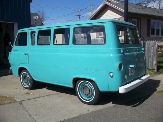 1967 Ford E-Series Van - photo 3