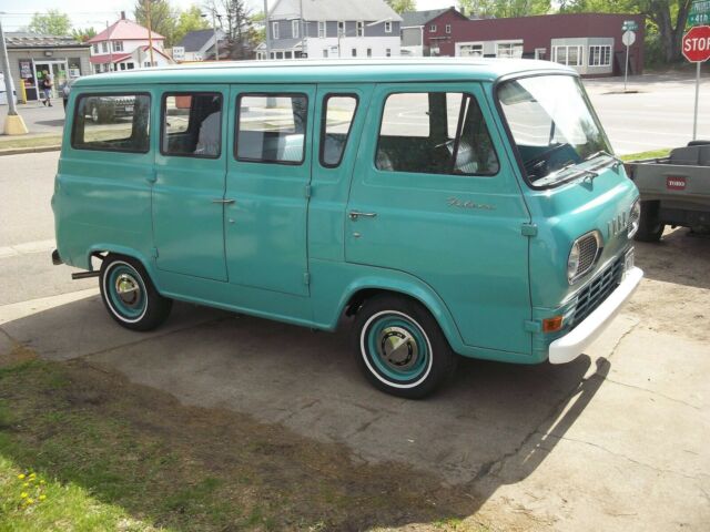 1967 Ford E-Series Van - photo 5