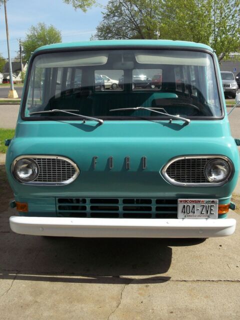 1967 Ford E-Series Van - photo 6