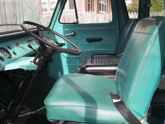 1967 Ford E-Series Van - photo 7