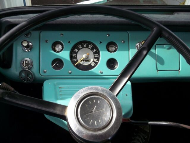 1967 Ford E-Series Van - photo 8