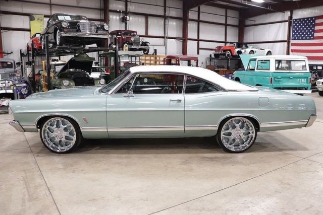 1967 Ford Galaxie 500 - photo 2