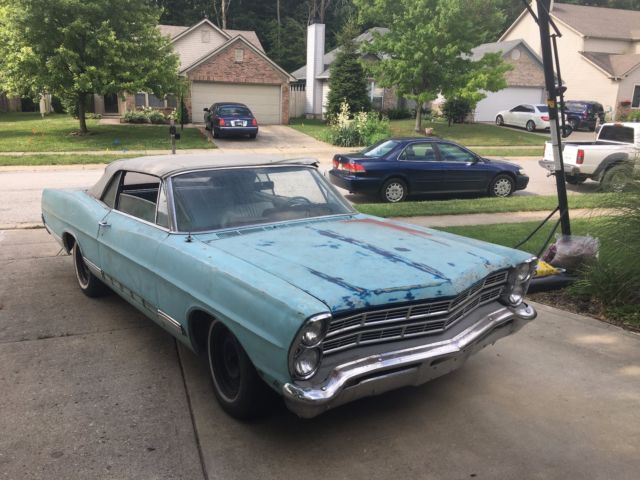 1967 Ford Galaxie - photo 2