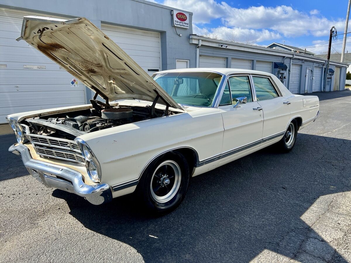 1967 Ford Galaxie 500 - photo 2