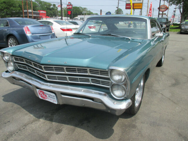 1967 Ford Galaxie - photo 2