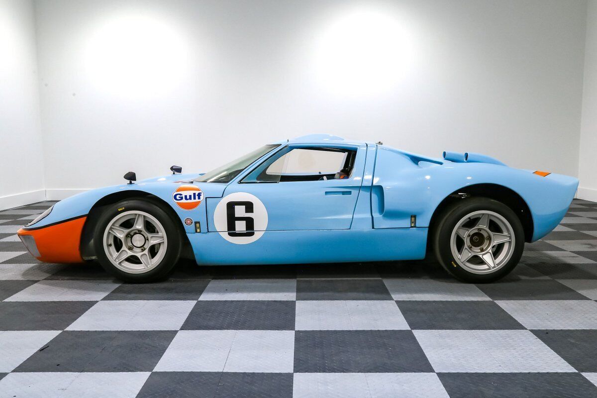 1967 Ford GT40 MK II - photo 4