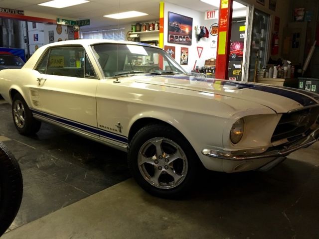 1967 Ford Mustang - photo 12