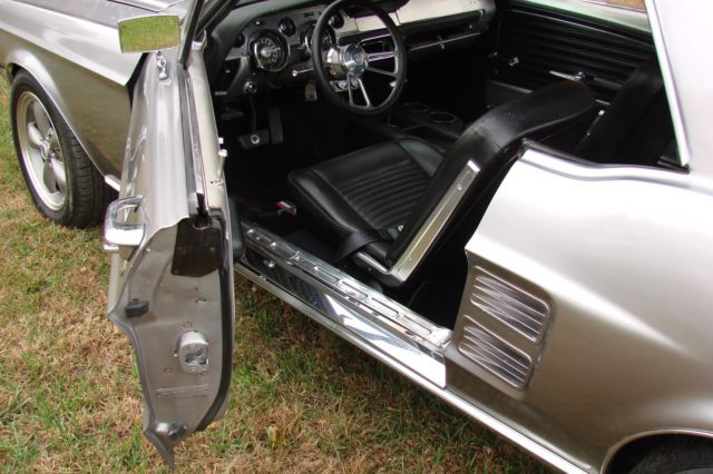 1967 Ford Mustang - photo 8