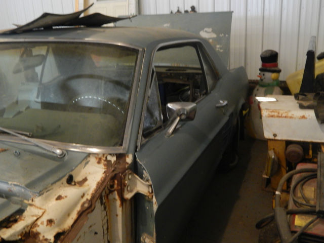 1967 Ford Mustang coupe - photo 12