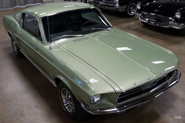 1967 Ford Mustang 2+2 Fastback - photo 2