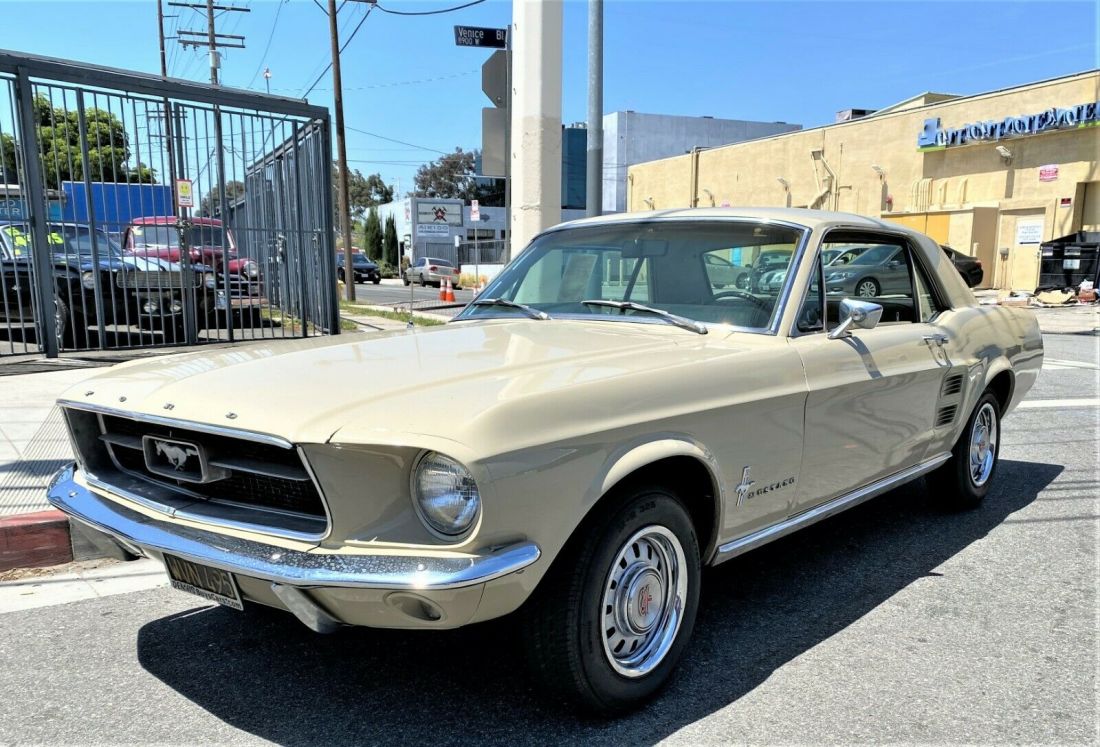 1967 Ford Mustang - photo 3